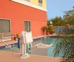 Holiday Inn Express and Suites Tampa-fairgrounds-casino, An Ihg