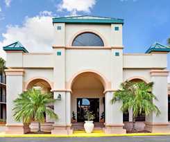 Hotel Days Inn and Suites By Wyndham Orlando Airport