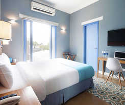 Hotel Bloom Boutique - Signature Towers