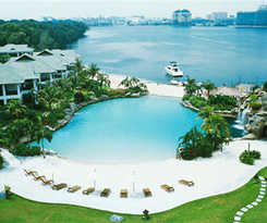 Hotel Philea Mines Beach Resort