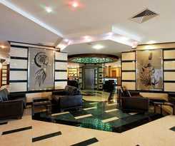 Hotel Emerald Beach Resort and Spa