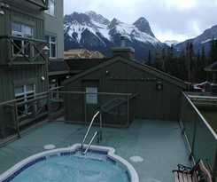 WINDTOWER LODGE & SUITES