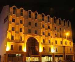 Marty Bordeaux, Tapestry Collection By Hilton