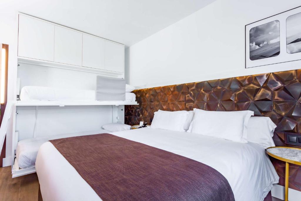 Habitación doble Cama Litera del hotel Best Western Plus Hotel Alfa Aeropuerto. Foto 1