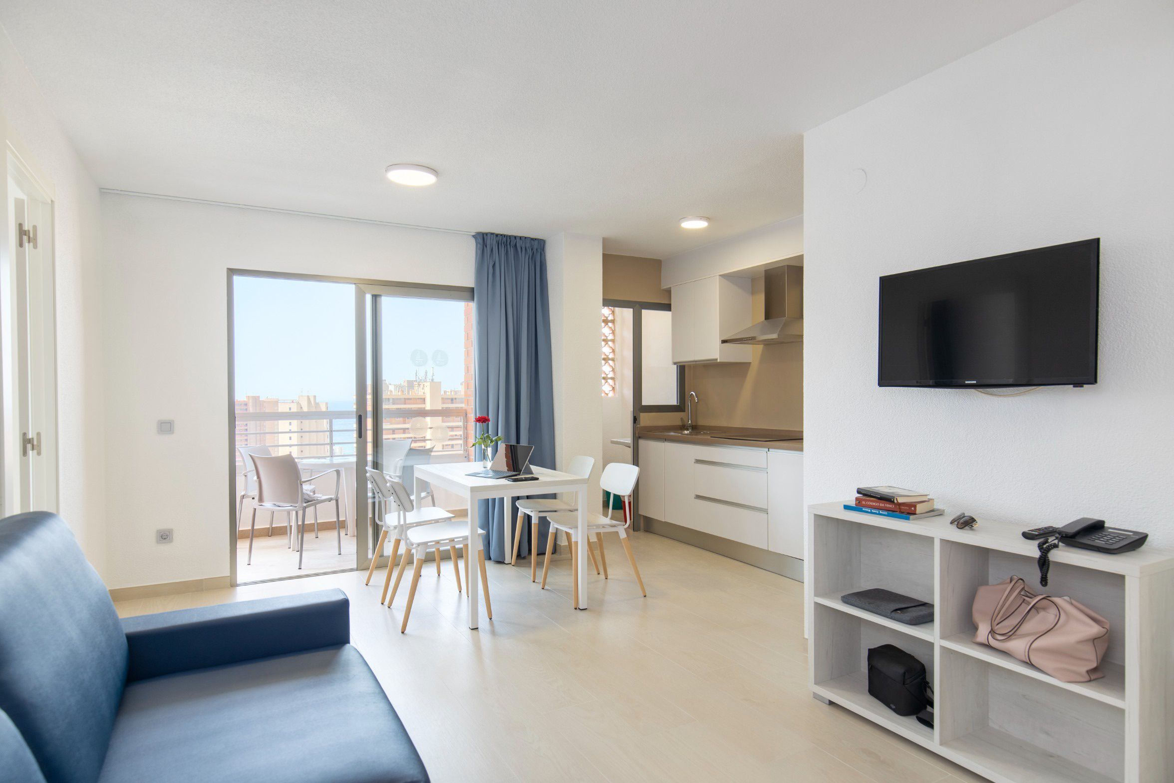 Apartamento 2 habitaciones del hotel Bcl Levante Lux. Foto 3