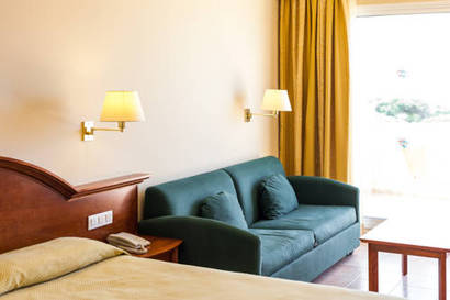 Habitación Superior del hotel Valentin Sancti Petri. Foto 6