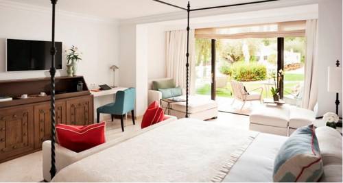 Junior suite del hotel Marbella Club Golf Resort and Spa. Foto 3