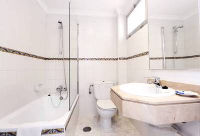 Habitación doble del hotel Globales Cortijo Blanco. Foto 3