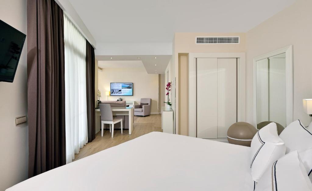 Junior suite The Level del hotel Melia Costa del Sol. Foto 4