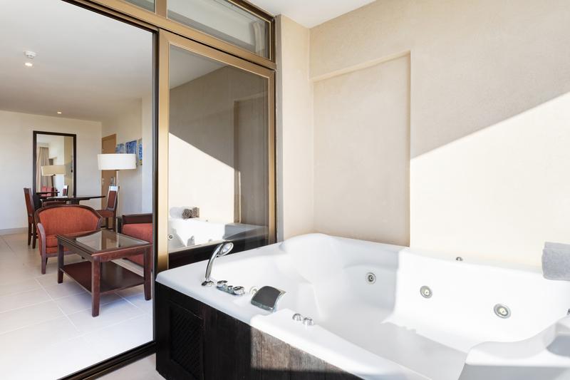 Suite Vista Mar Jacuzzi del hotel Paradisus by Meliá Fuerteventura. Foto 4
