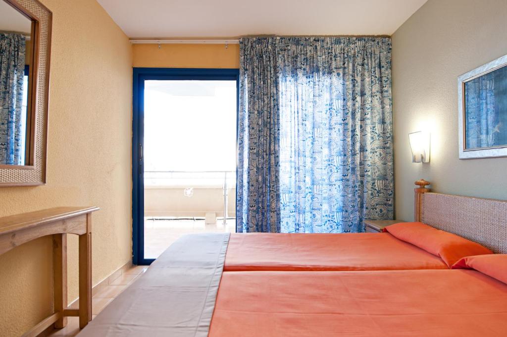 Habitación familiar del hotel LIVVO Lago Taurito & Aquapark