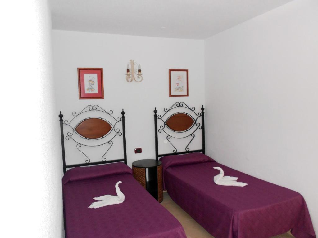 Estudio del hotel Bungalows Rebecca Park. Foto 1