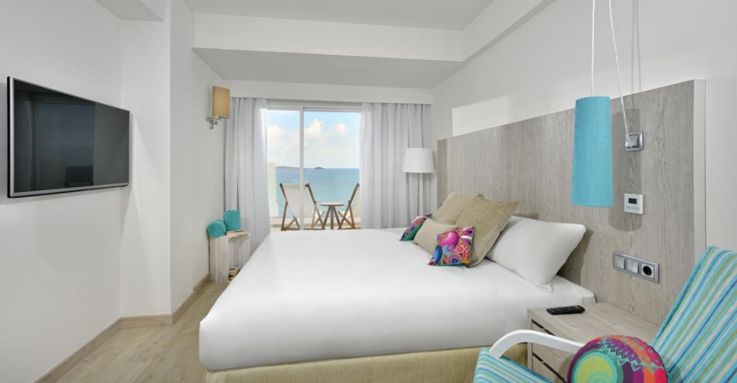 Junior suite del hotel Meliá Ibiza
