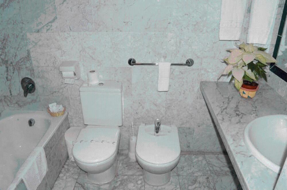 Habitación doble Confort del hotel Torre Del Conde. Foto 2