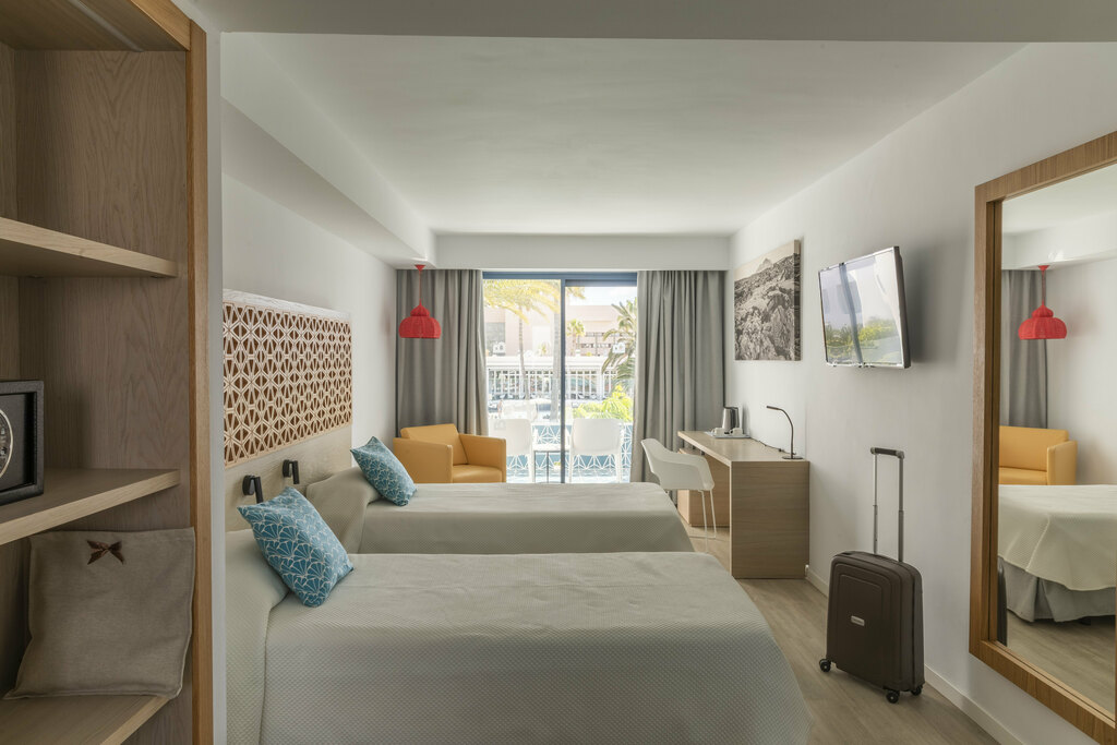 Habitación doble Lujo del hotel Oasis Lanz Beach Mate. Foto 1