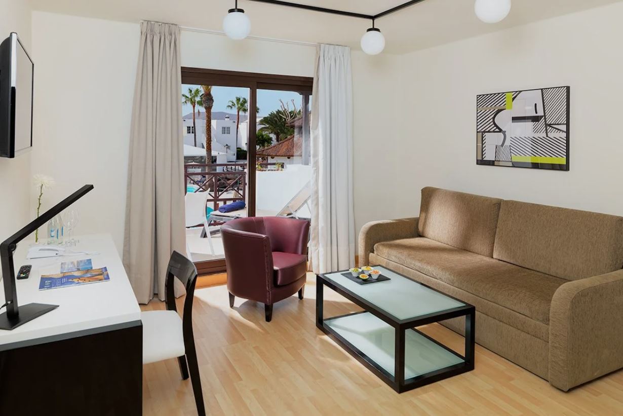 Suite del hotel H10 White Suites. Foto 1