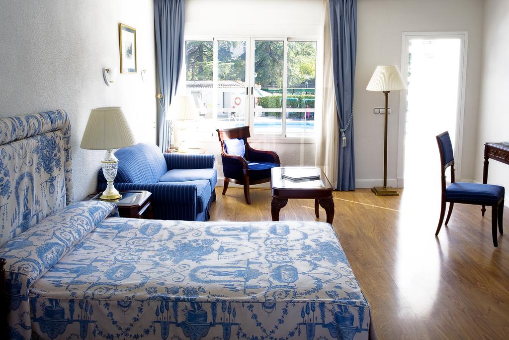 Habitación doble Lujo del hotel Best Osuna Feria Madrid. Foto 2