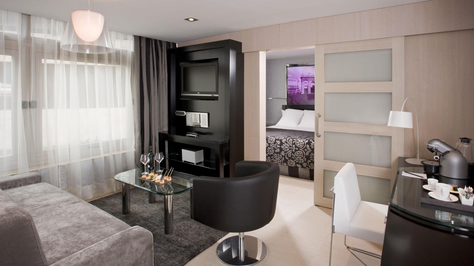 Suite The Level del hotel Melia Madrid Princesa. Foto 1