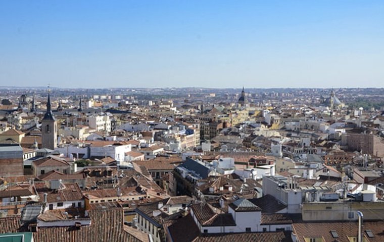 Habitación doble Vista ciudad del hotel Vincci Capitol. Foto 2