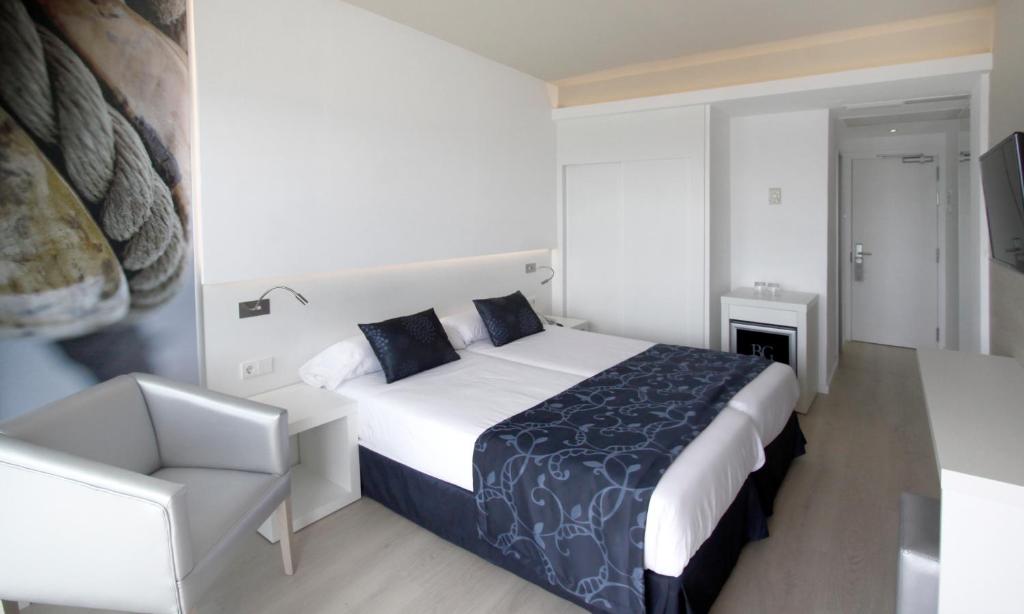 Habitación triple del hotel BG Java