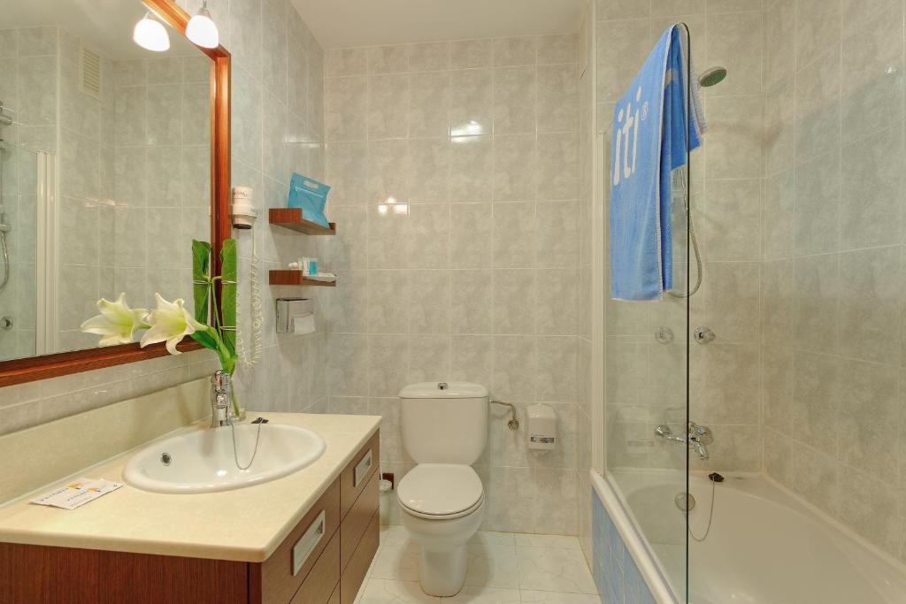 Suite 2 habitaciones Duplex del hotel Infiniti Beach Resort. Foto 1