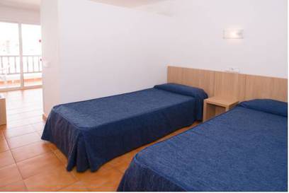 Estudio Balcón o Terraza 2 camas del hotel Sunside Ibiza Studios - Adults Only. Foto 1