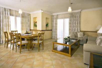 Suite Imperial del hotel Gf Gran Costa Adeje. Foto 2