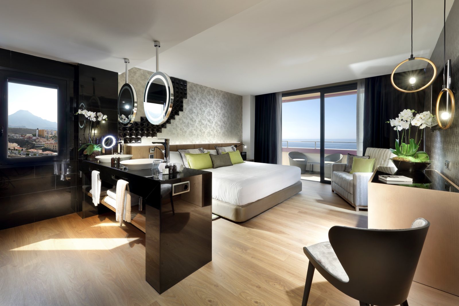 Deluxe Platinum Room del hotel Hard Rock Tenerife. Foto 2