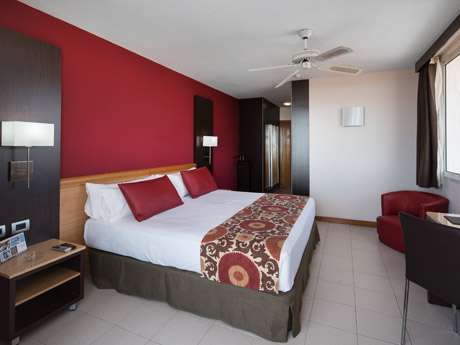 Habitación doble Premium del hotel Catalonia Oro Negro. Foto 1