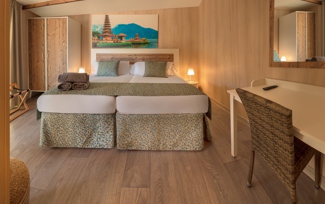 Bali/Tahiti Yacht Club del hotel Magic Natura Animal, Waterpark & Polynesian Lodge Resort