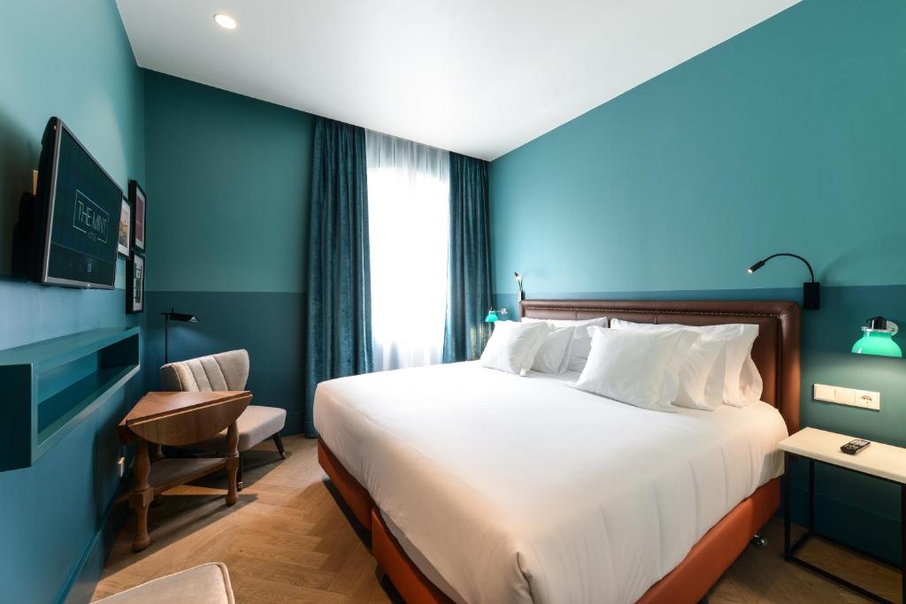 Habitación doble Económica del hotel Vincci The Mint. Foto 1