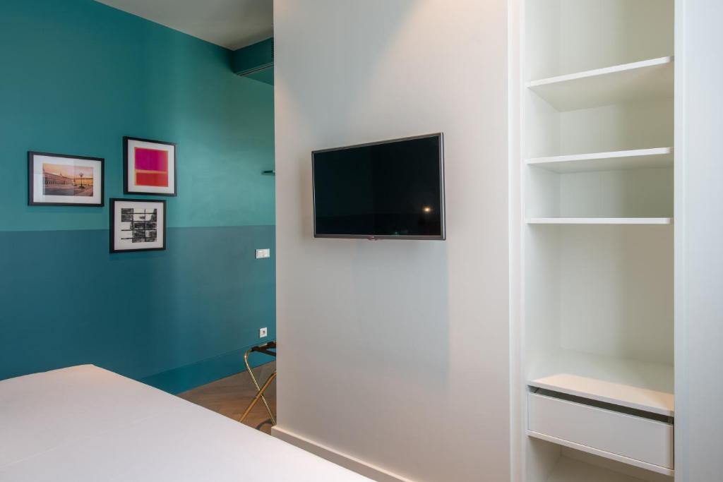 Junior suite Vista ciudad del hotel Vincci The Mint. Foto 5