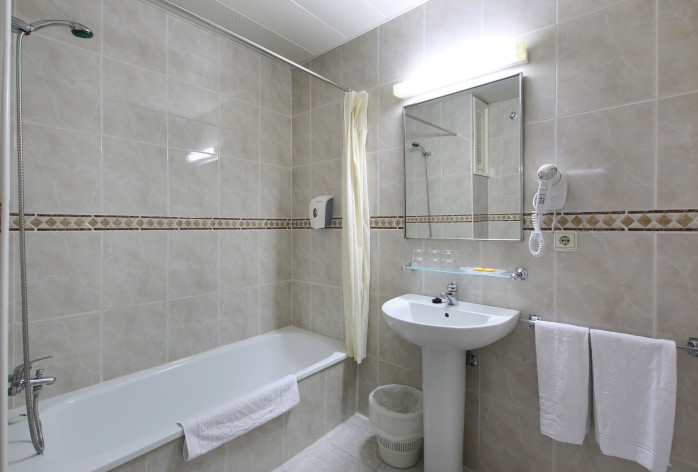 Habitación doble del hotel Sant Eloi. Foto 2