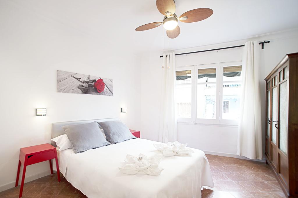 Habitación doble del hotel Camp Nou Home. Foto 1