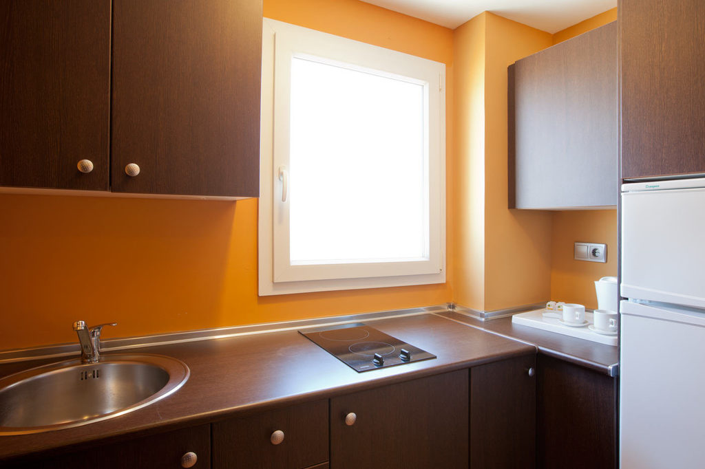 Suite con salón del hotel Playazimbali. Foto 1