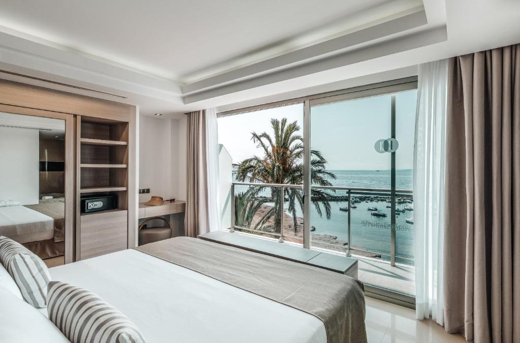Habitación doble Premium del hotel The Ibiza Twiins