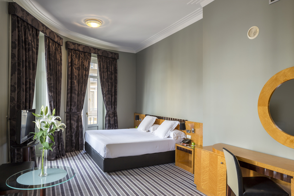 Junior suite del hotel Larios Málaga. Foto 1