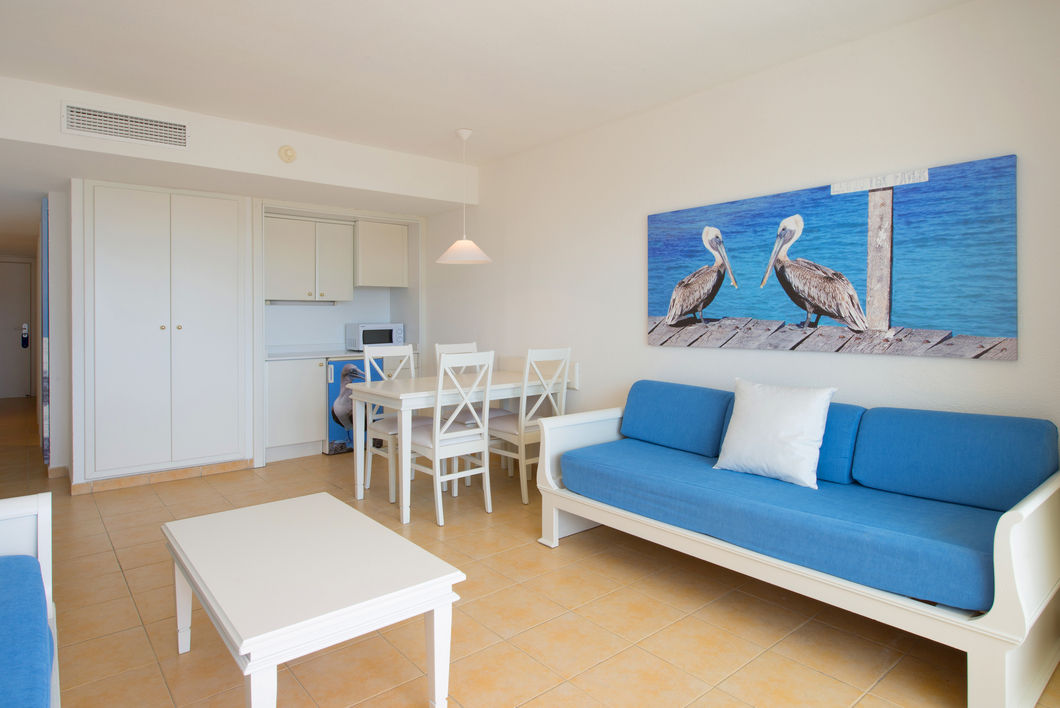 Apartamento Superior 1 habitación del hotel Iberostar Ciudad Blanca. Foto 1