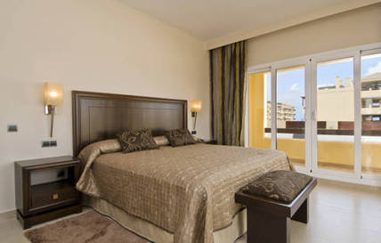 Suite del hotel Senator Mar Menor Golf & Spa Resort. Foto 1