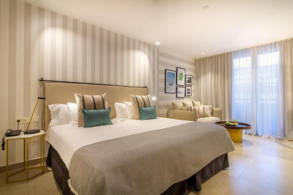 Habitación doble Balcón o Terraza del hotel Gran Hotel Sol y Mar. Foto 1