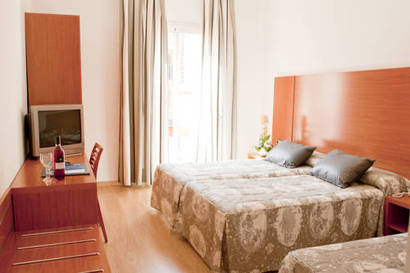 Habitación triple del hotel Ramblas Barcelona