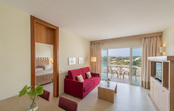 Suite del hotel Ikos Porto Petro