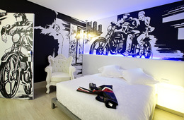 Habitación doble Superior del hotel Dormirdcine Cooltural Rooms. Foto 3