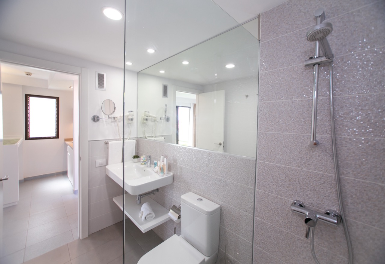 Junior suite Lujo del hotel LIVVO Anamar Suites. Foto 2