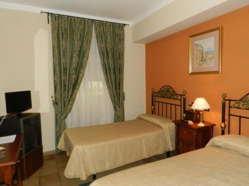 Habitación doble del hotel Plaza De Toros. Foto 2